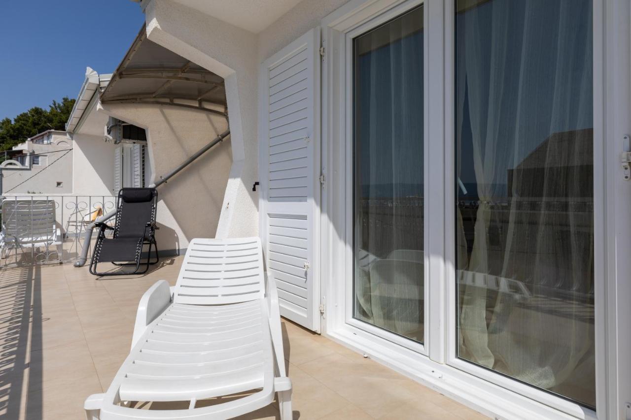 Apartments By The Sea Duce, Omis - 2992 Dugi Rat Exterior photo