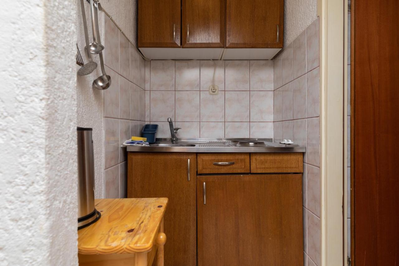 Apartments By The Sea Duce, Omis - 2992 Dugi Rat Exterior photo