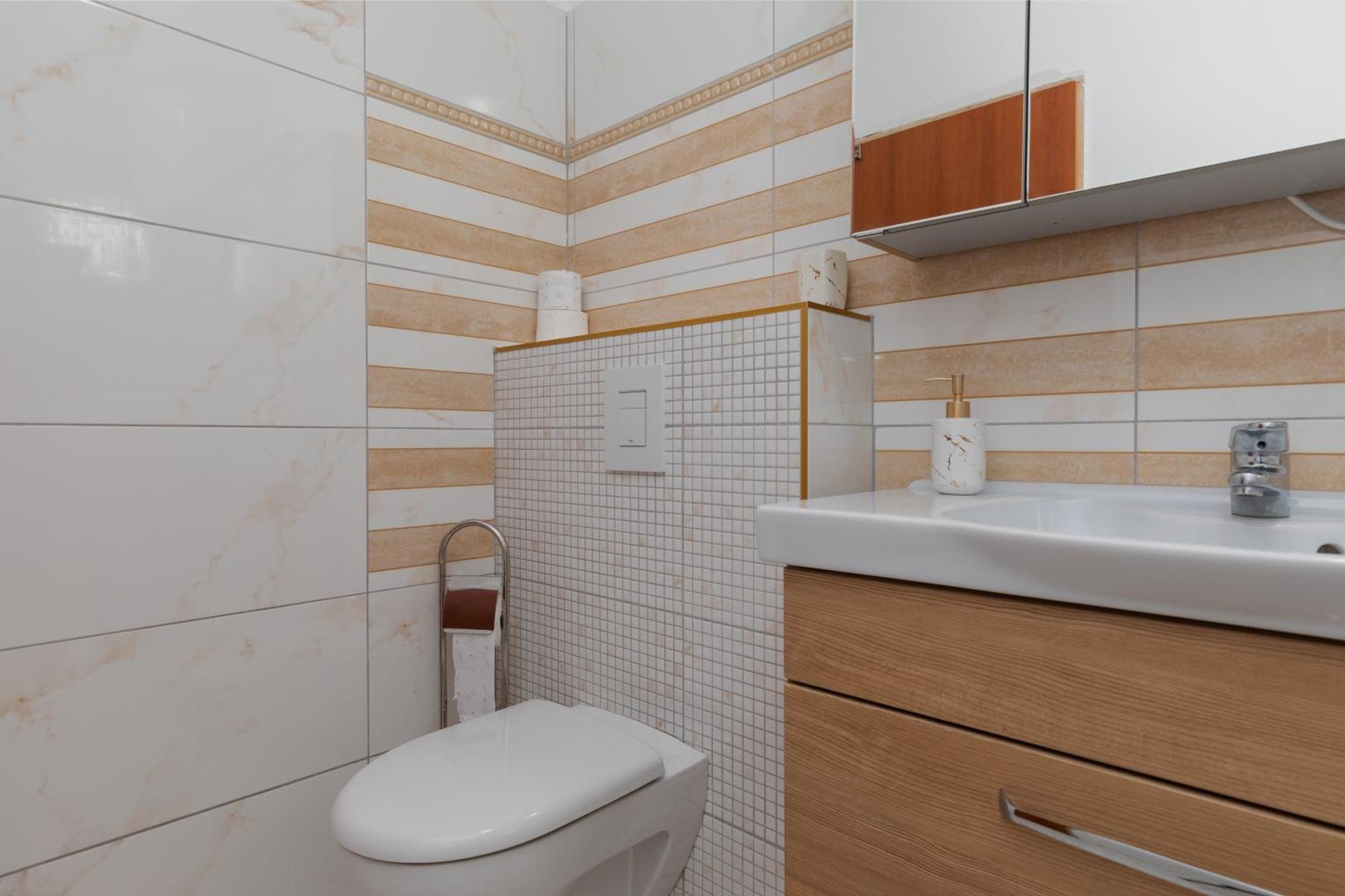 Apartments By The Sea Duce, Omis - 2992 Dugi Rat Room photo